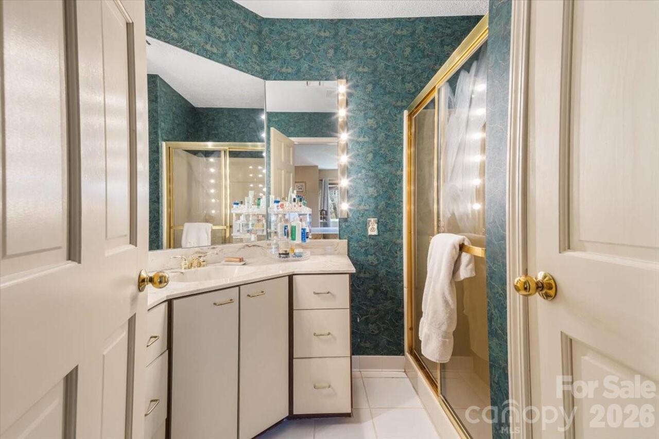 Listing Photo 32