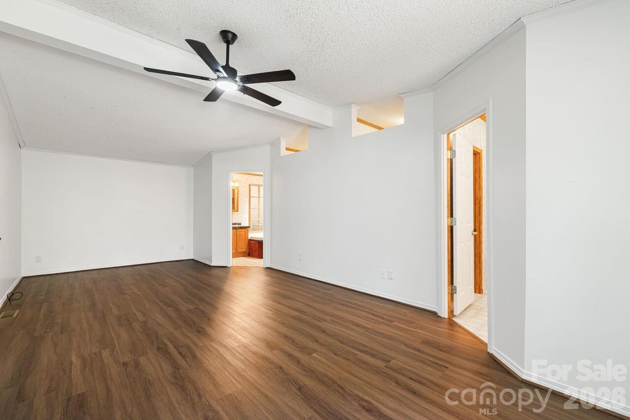Listing Photo 31
