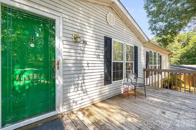Listing Photo 7