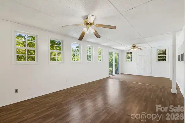Listing Photo 25