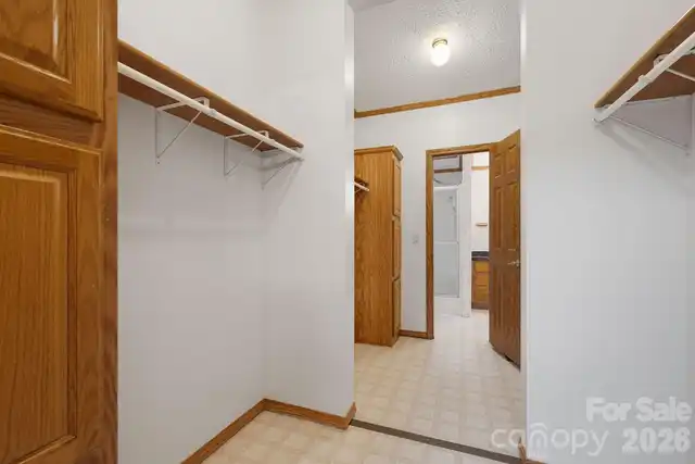 Listing Photo 37
