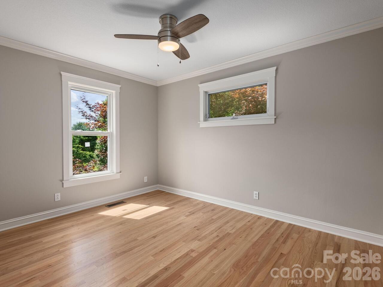 Listing Photo 18