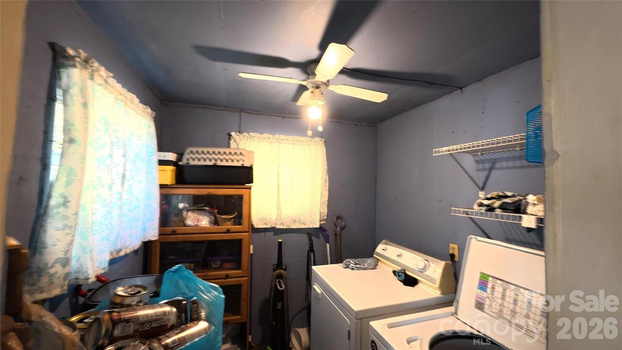 Listing Photo 9