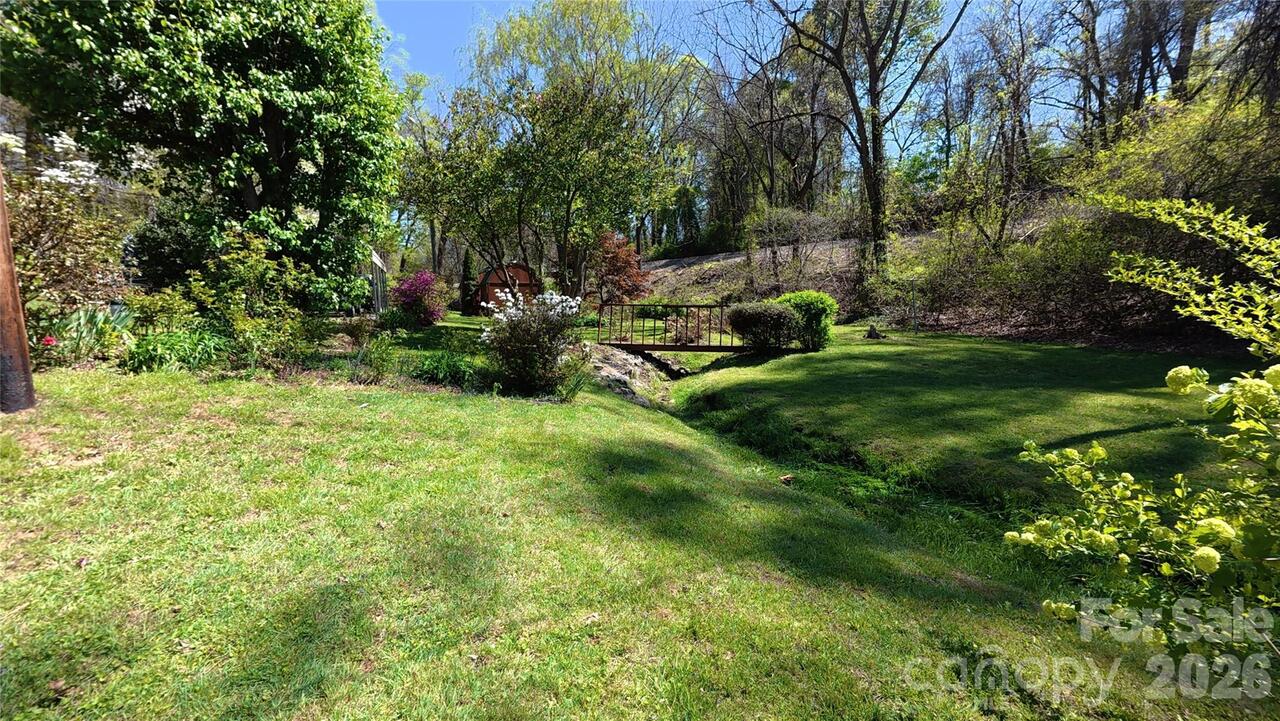 Listing Photo 14