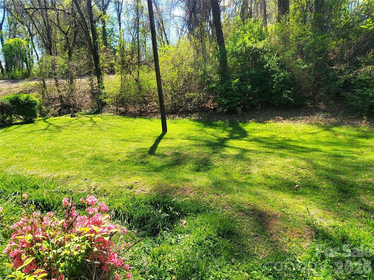 Listing Photo 16