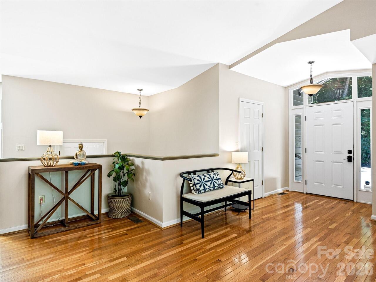 Listing Photo 10