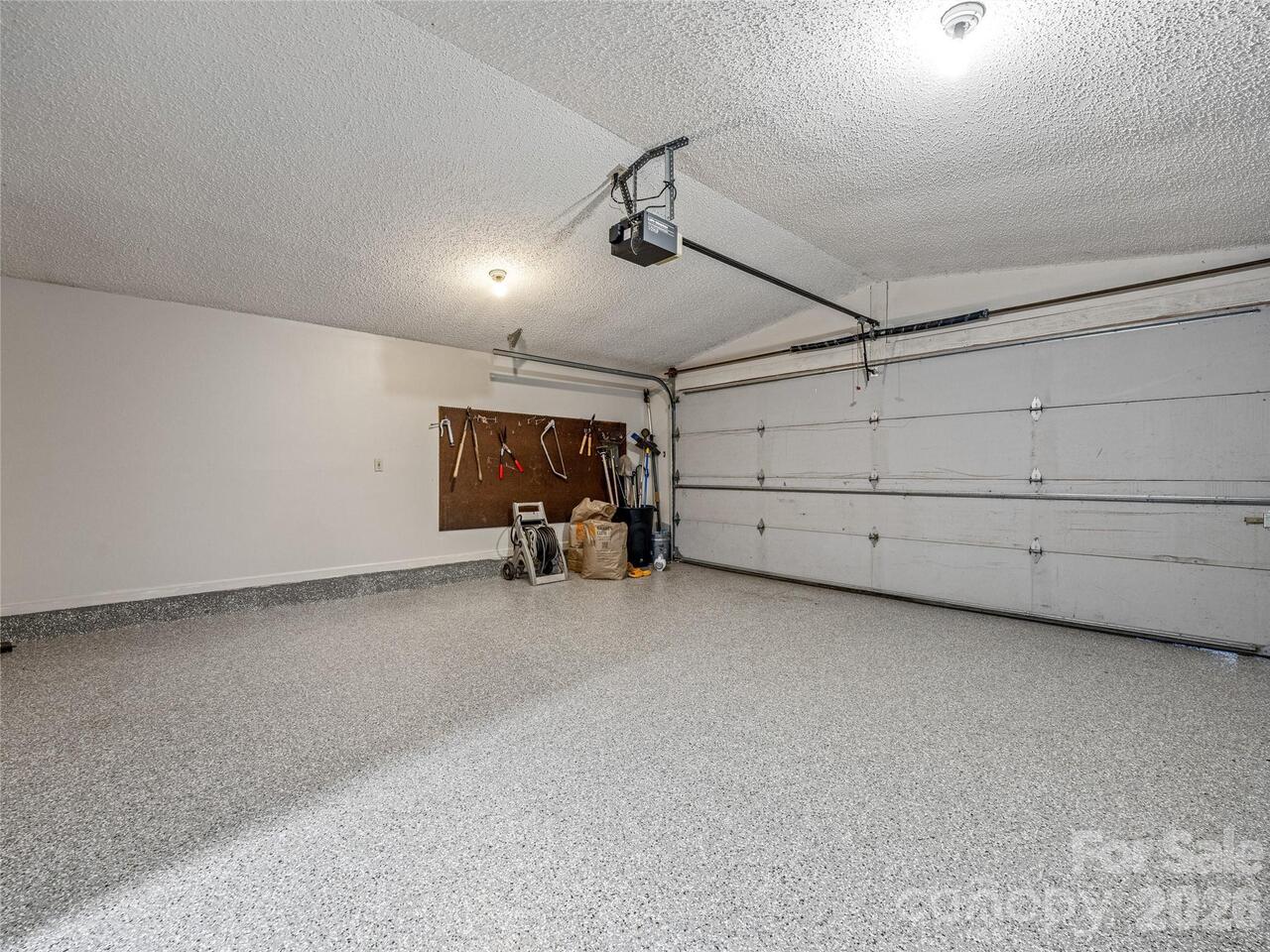 Listing Photo 35