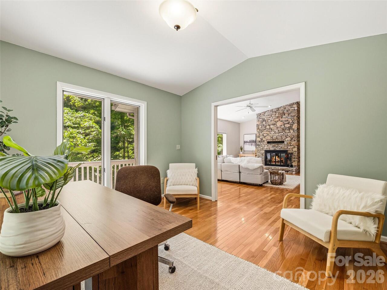 Listing Photo 17