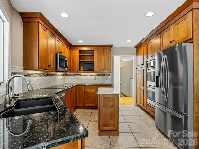 Listing Photo 23