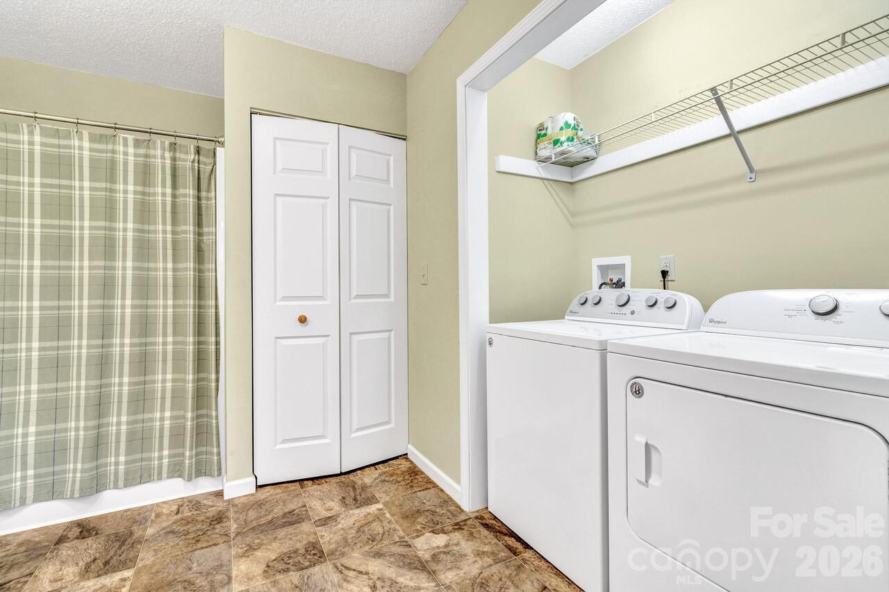 Listing Photo 18