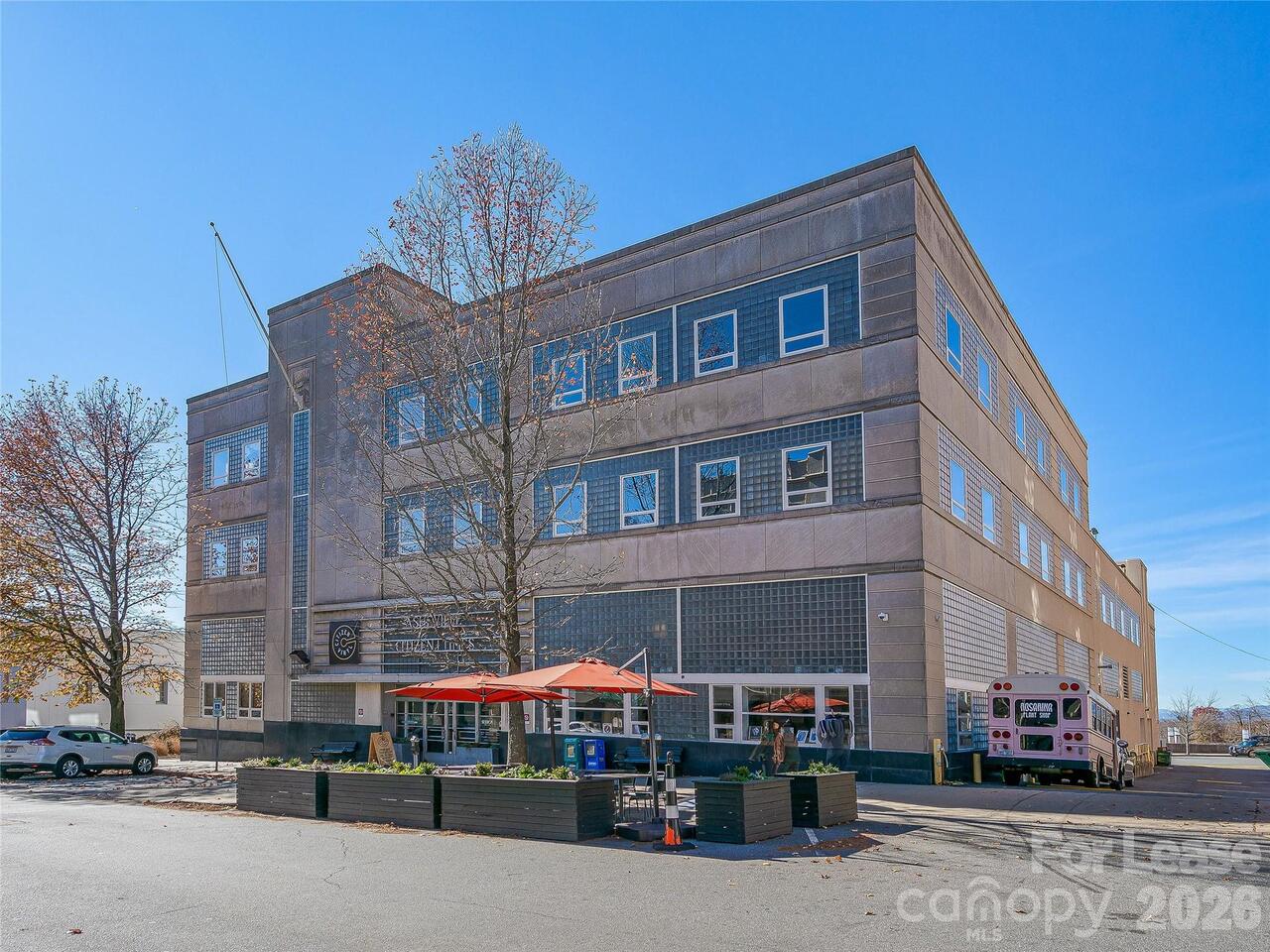 Listing Photo 10