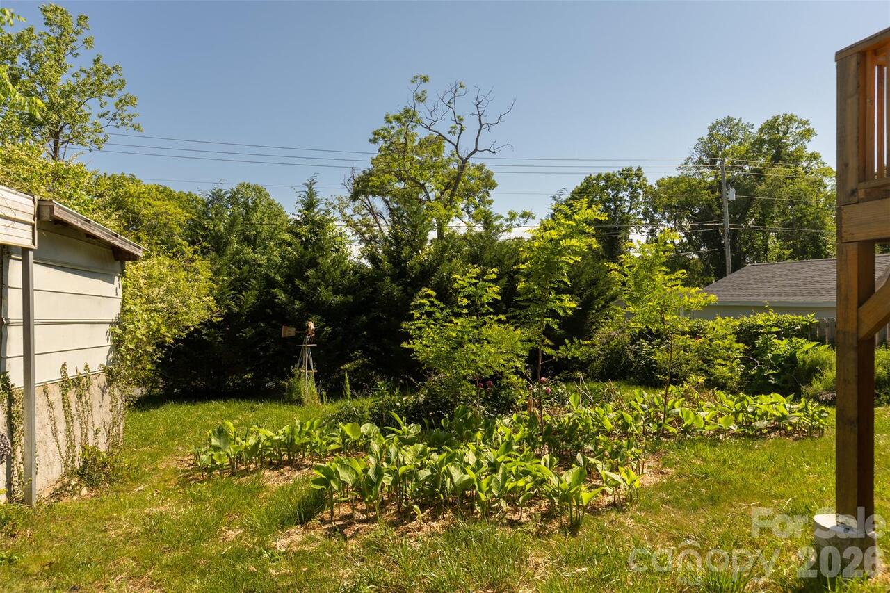 Listing Photo 15