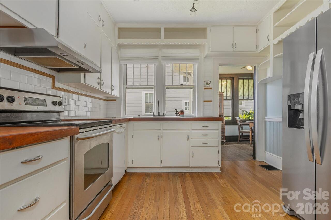 Listing Photo 7