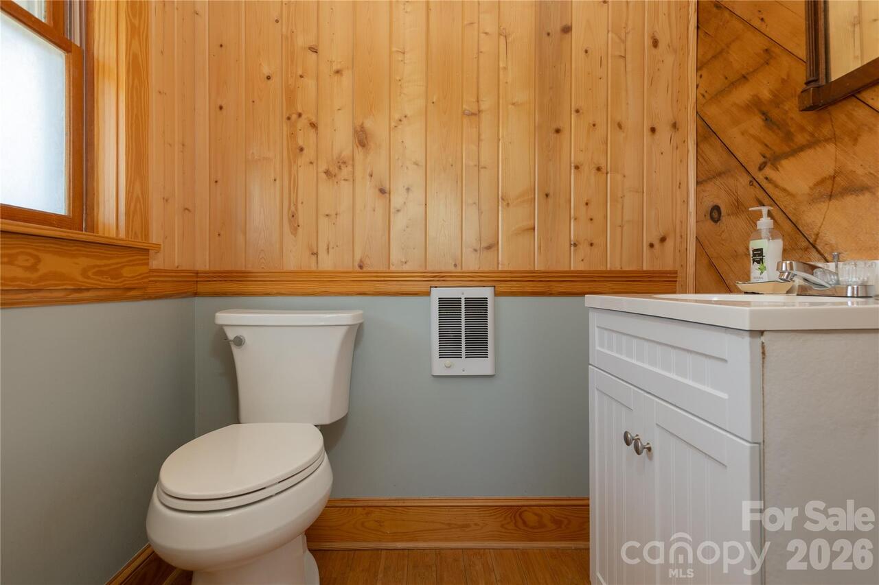 Listing Photo 15