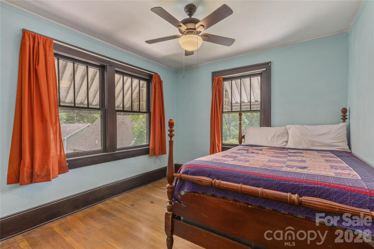 Listing Photo 25