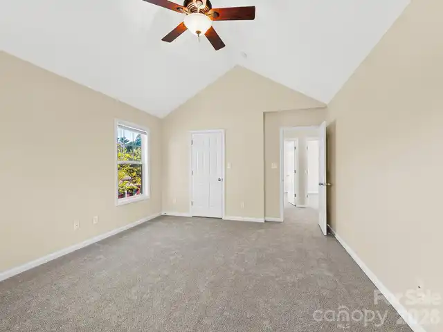 Listing Photo 23
