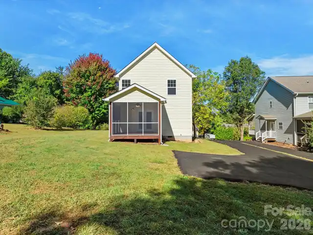Listing Photo 32
