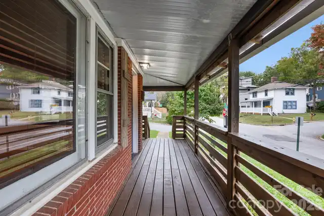 Listing Photo 17