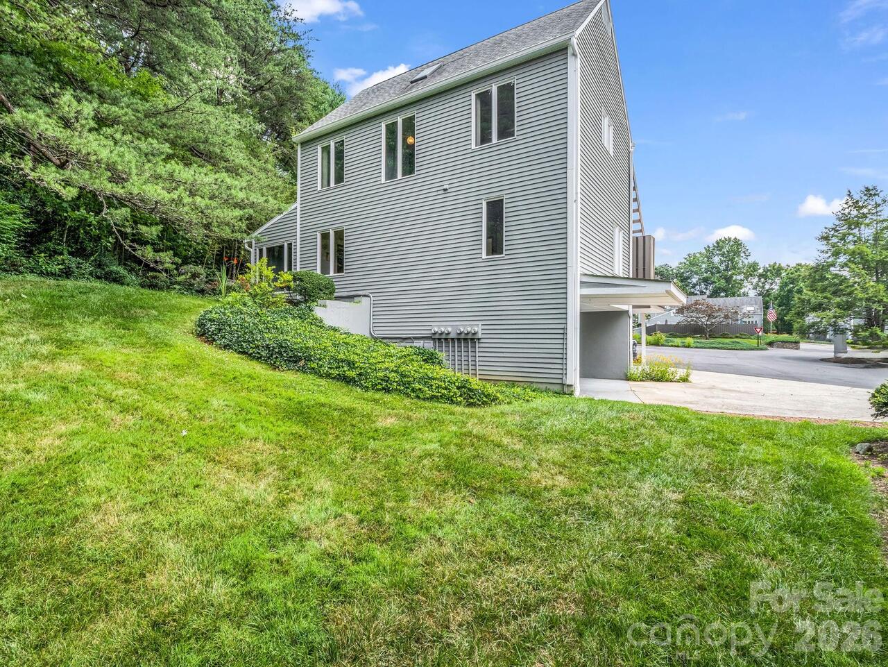 Listing Photo 37
