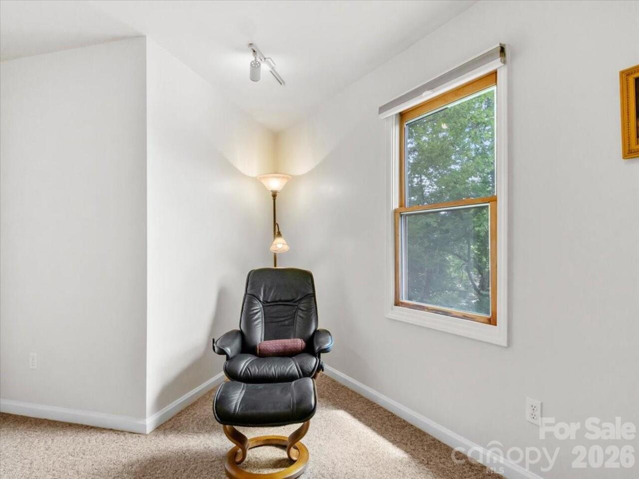 Listing Photo 24