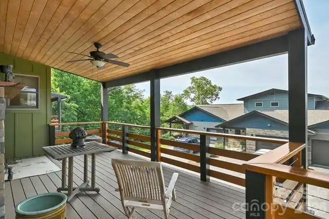 Listing Photo 6