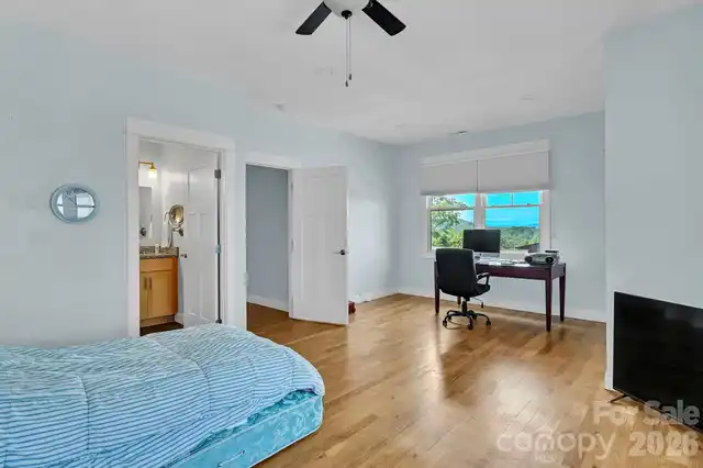 Listing Photo 23