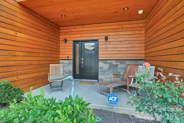 Listing Photo 38
