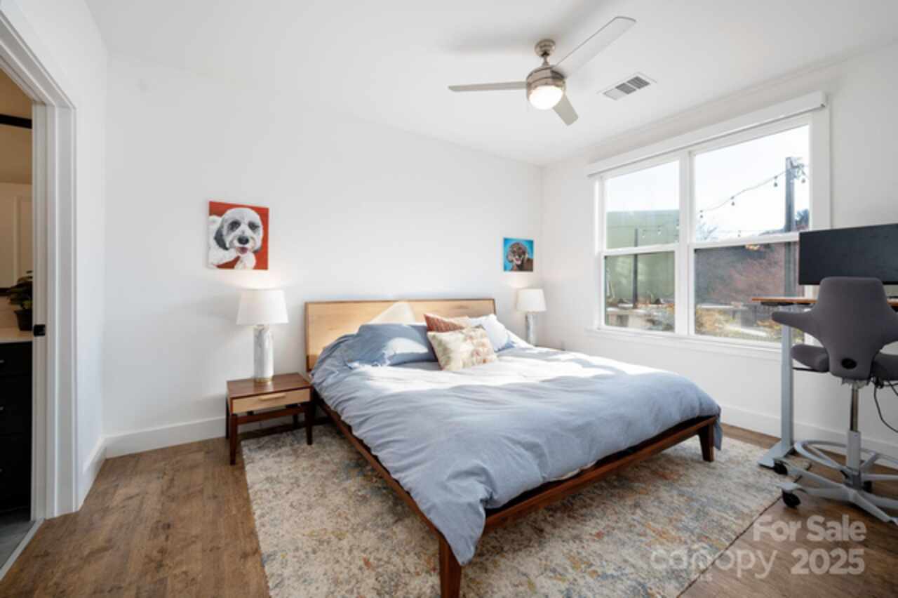 Listing Photo 14