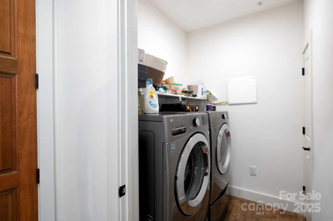 Listing Photo 23