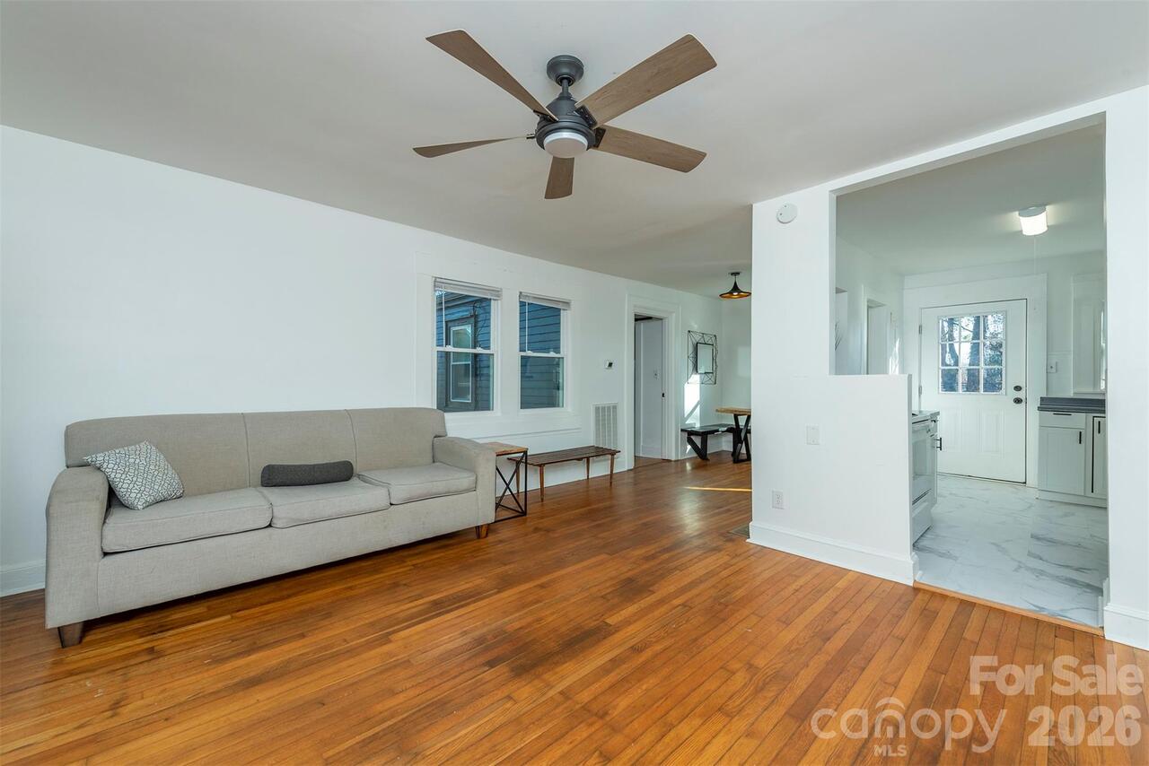 Listing Photo 7