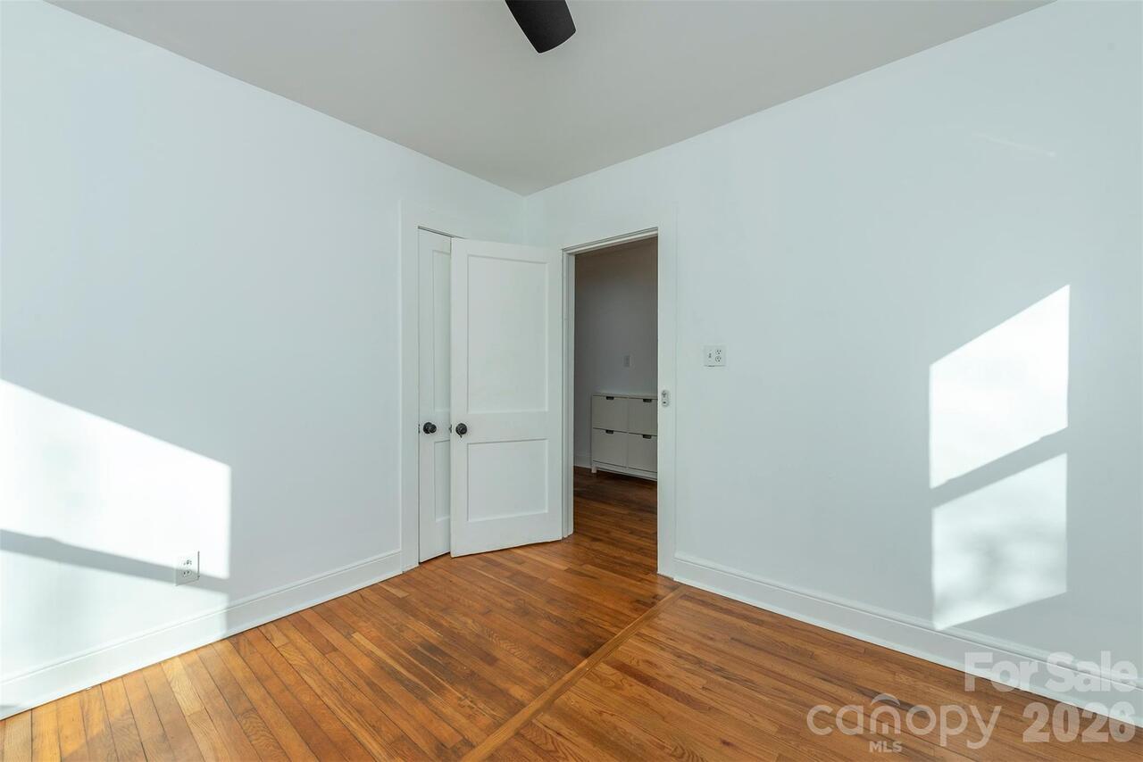 Listing Photo 21