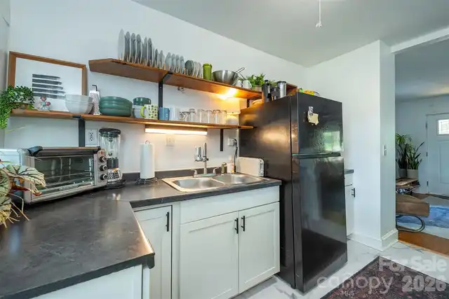 Listing Photo 17