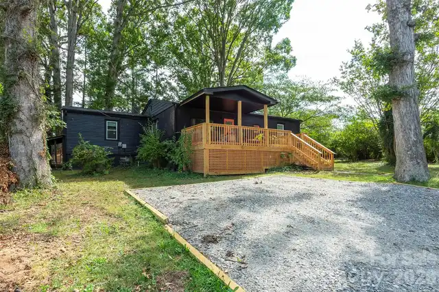 Listing Photo 43
