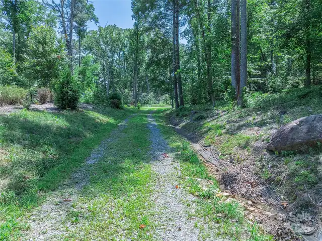 Listing Photo 29