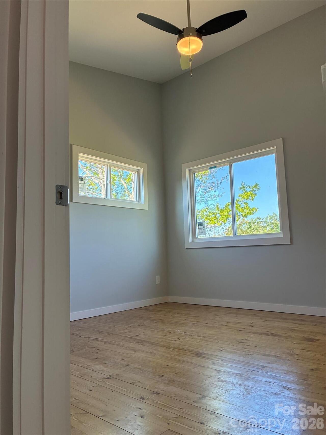 Listing Photo 7
