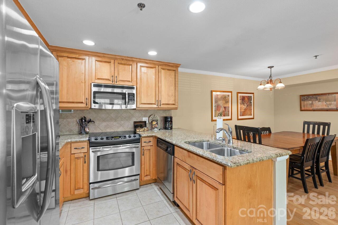 Listing Photo 9