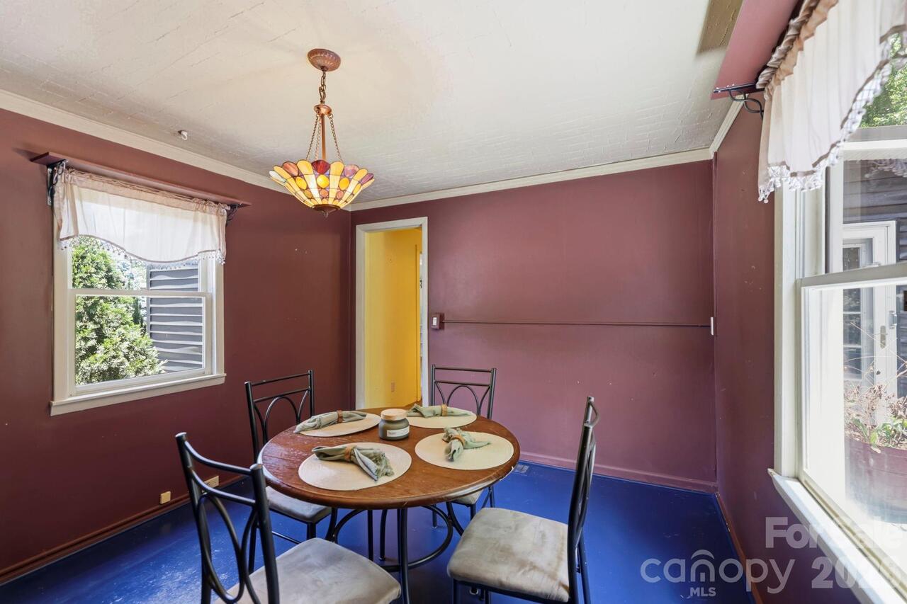 Listing Photo 18