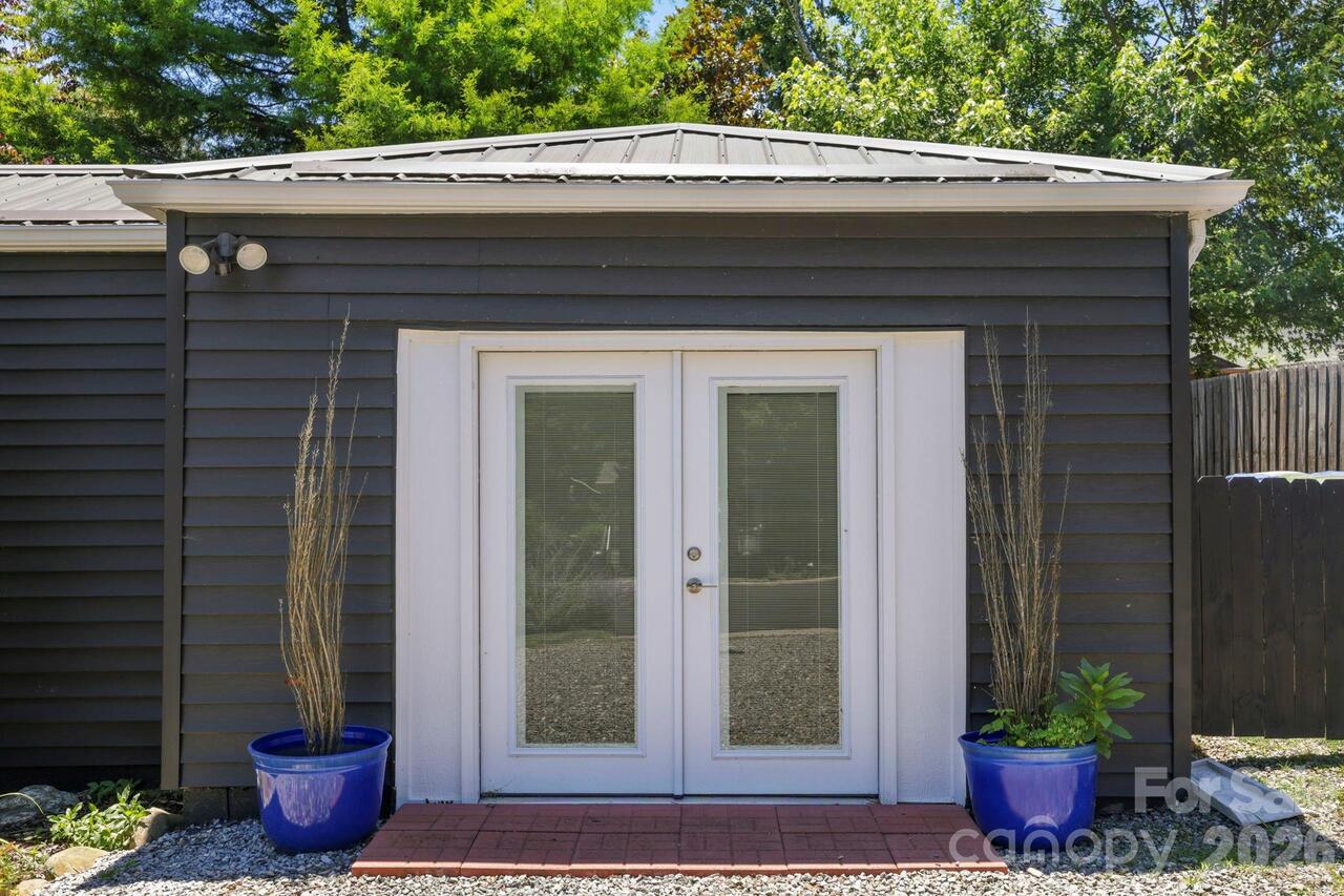 Listing Photo 21