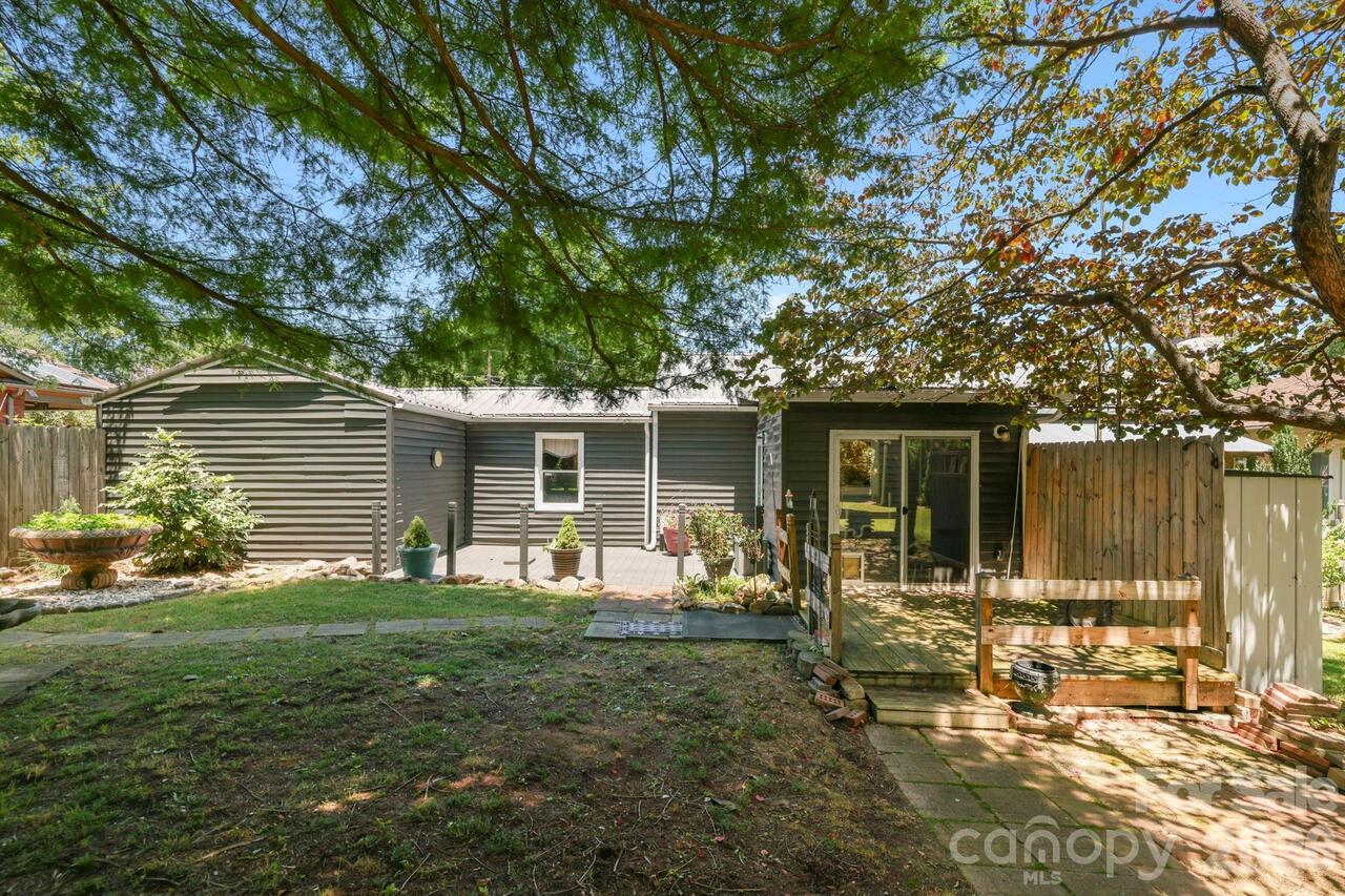 Listing Photo 22