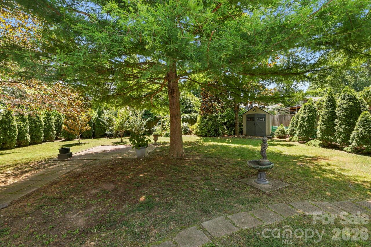 Listing Photo 24