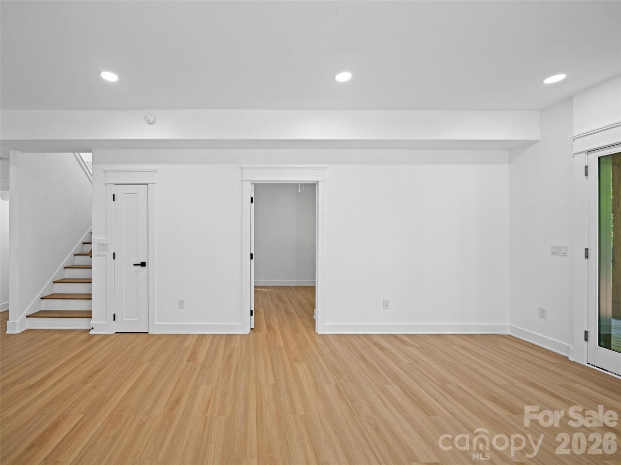 Listing Photo 20