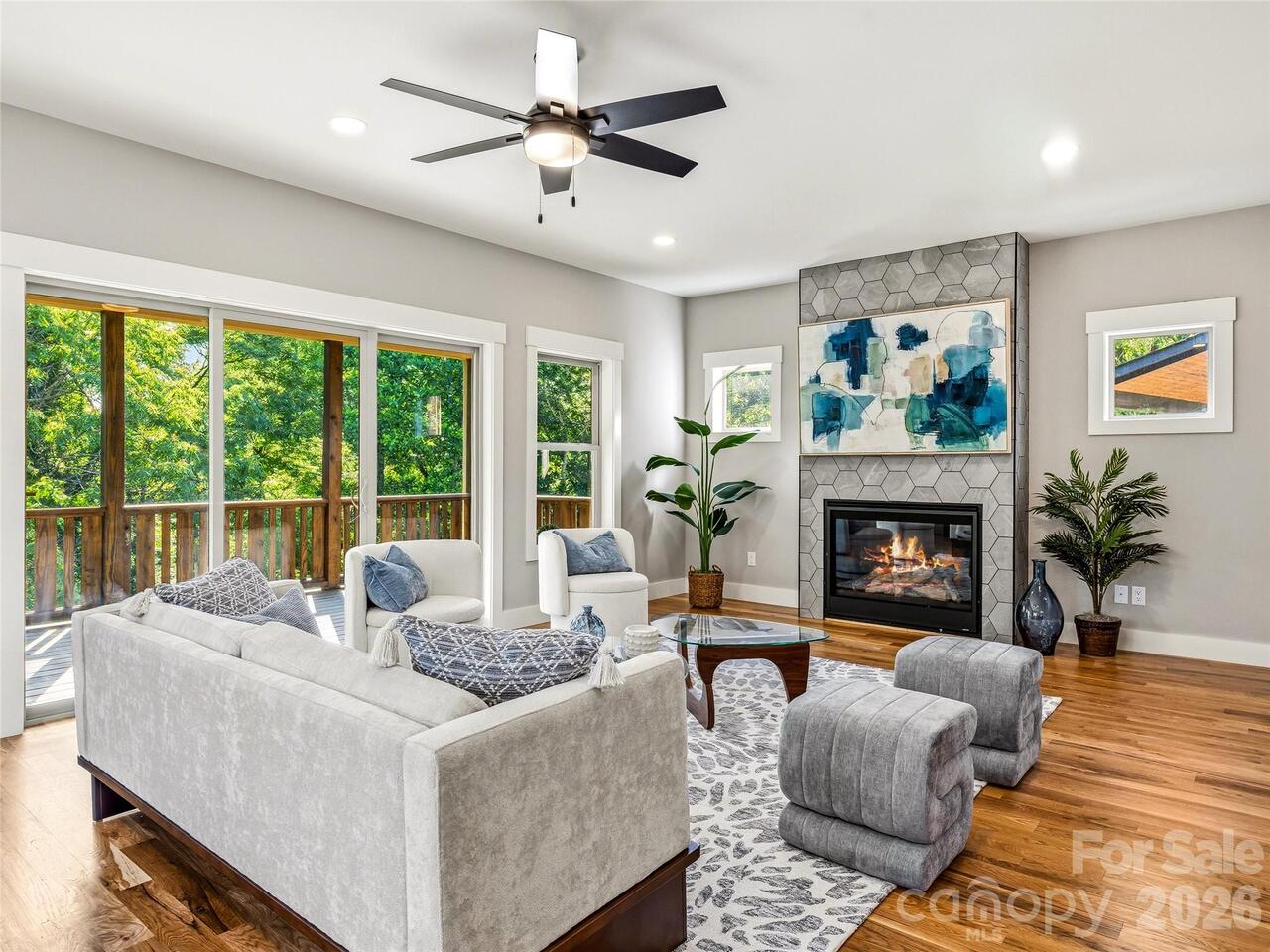 Listing Photo 17
