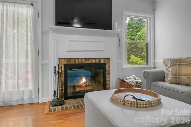 Listing Photo 15