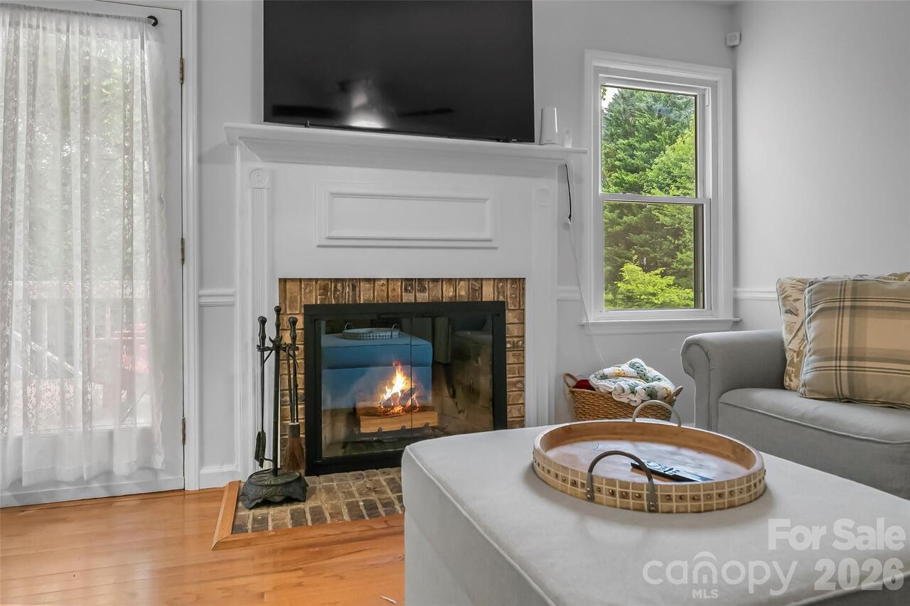 Listing Photo 15