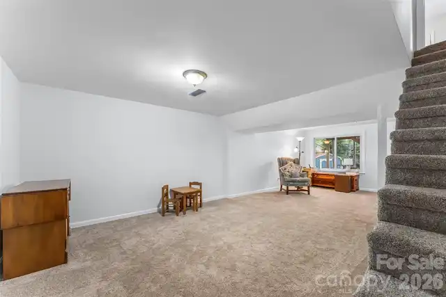 Listing Photo 28