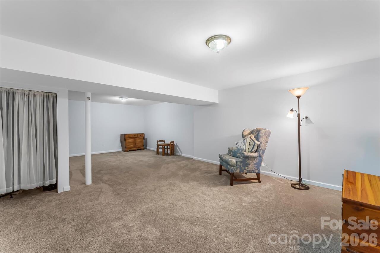 Listing Photo 29