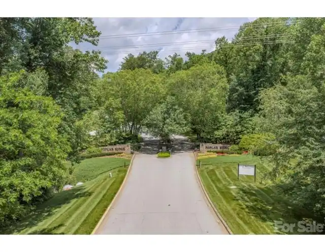 Listing Photo 9