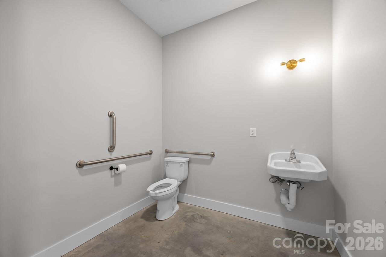 Listing Photo 13