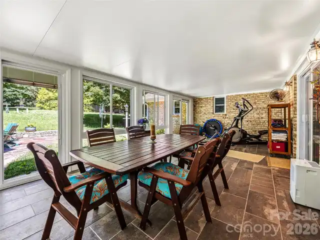 Listing Photo 21