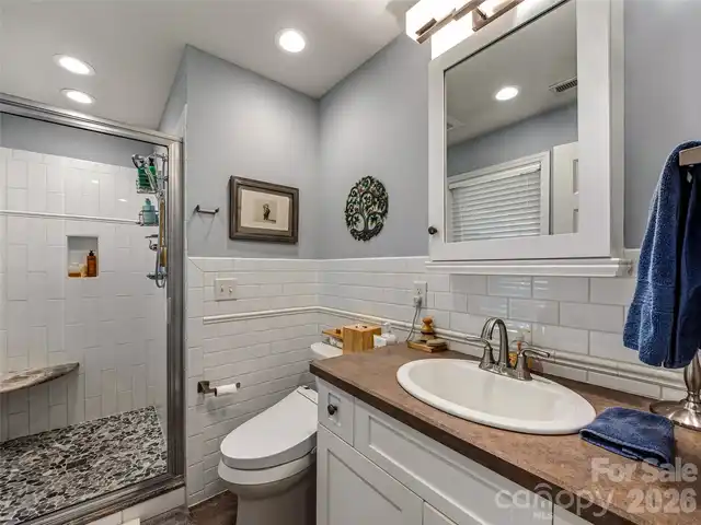 Listing Photo 23